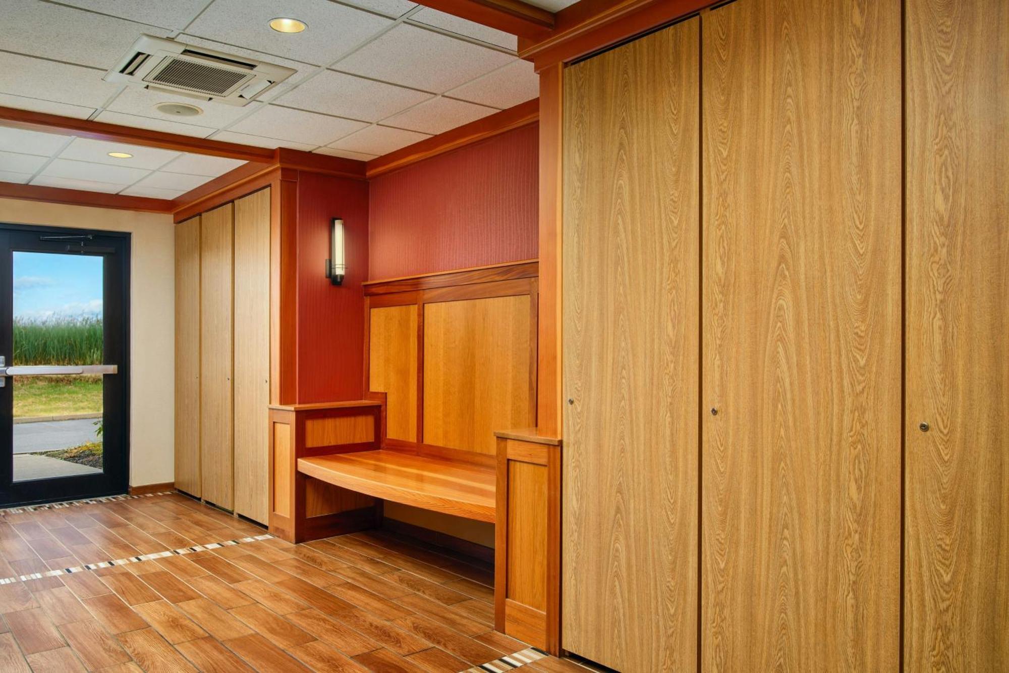 Towneplace Suites By Marriott Scranton Wilkes-Barre Moosic Exterior foto